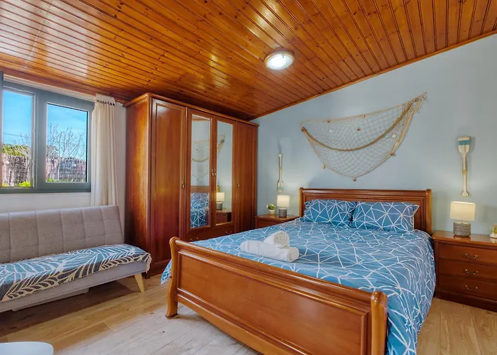 Ocean Blue & Nature Townhouse - Bikes Included بيت للعطل