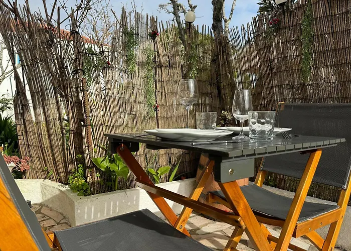 Ocean Blue & Nature Townhouse - Bikes Included بيت للعطل إيريسييرا